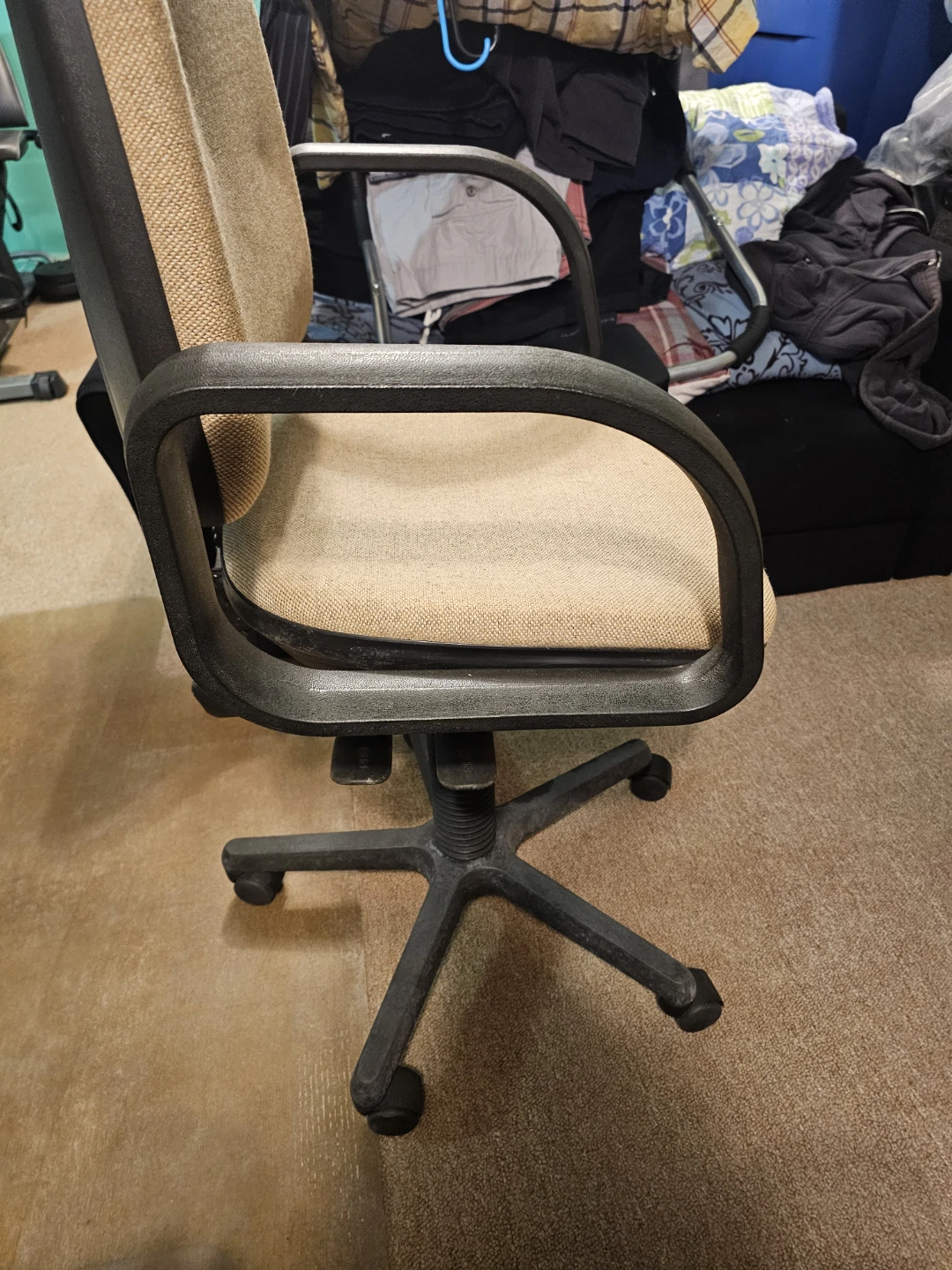 DOUCHIN Office Chair - photo 3