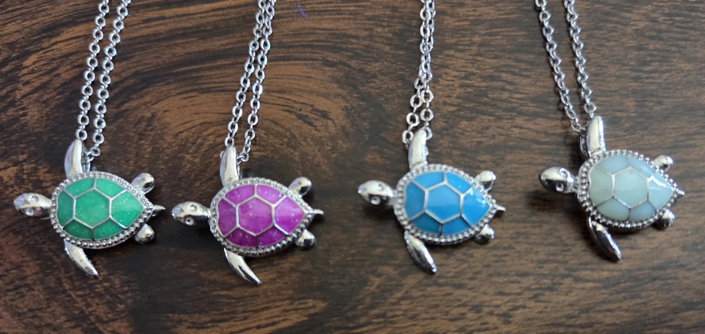 Turtle Pendant Necklaces (4 Colours)