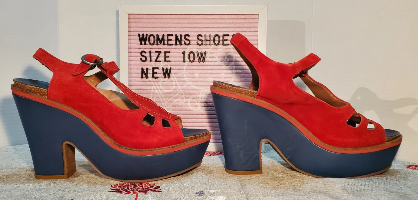 Hush Puppies Red & Blue Suede Platform Wedge Sandals Size 10W - photo 3