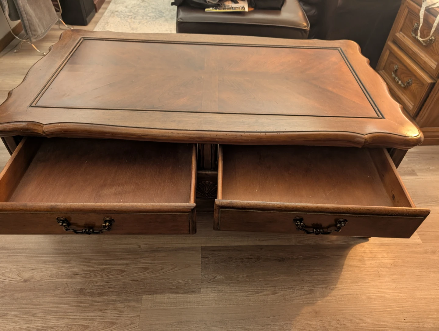 Large wooden Coffee Table with Drawers - photo 2