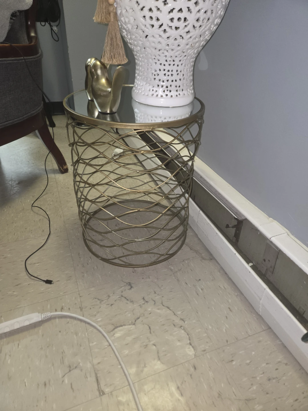 Gold Metal Wire Round Side Table with Glass Top