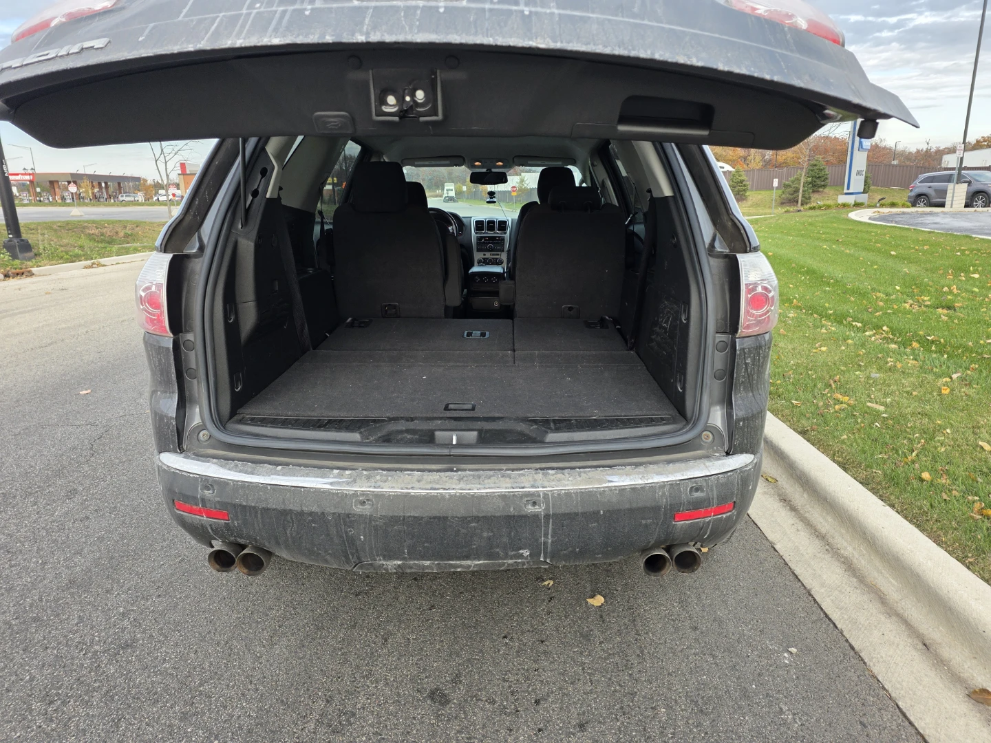 Gmc Acadia 2011 - photo 2