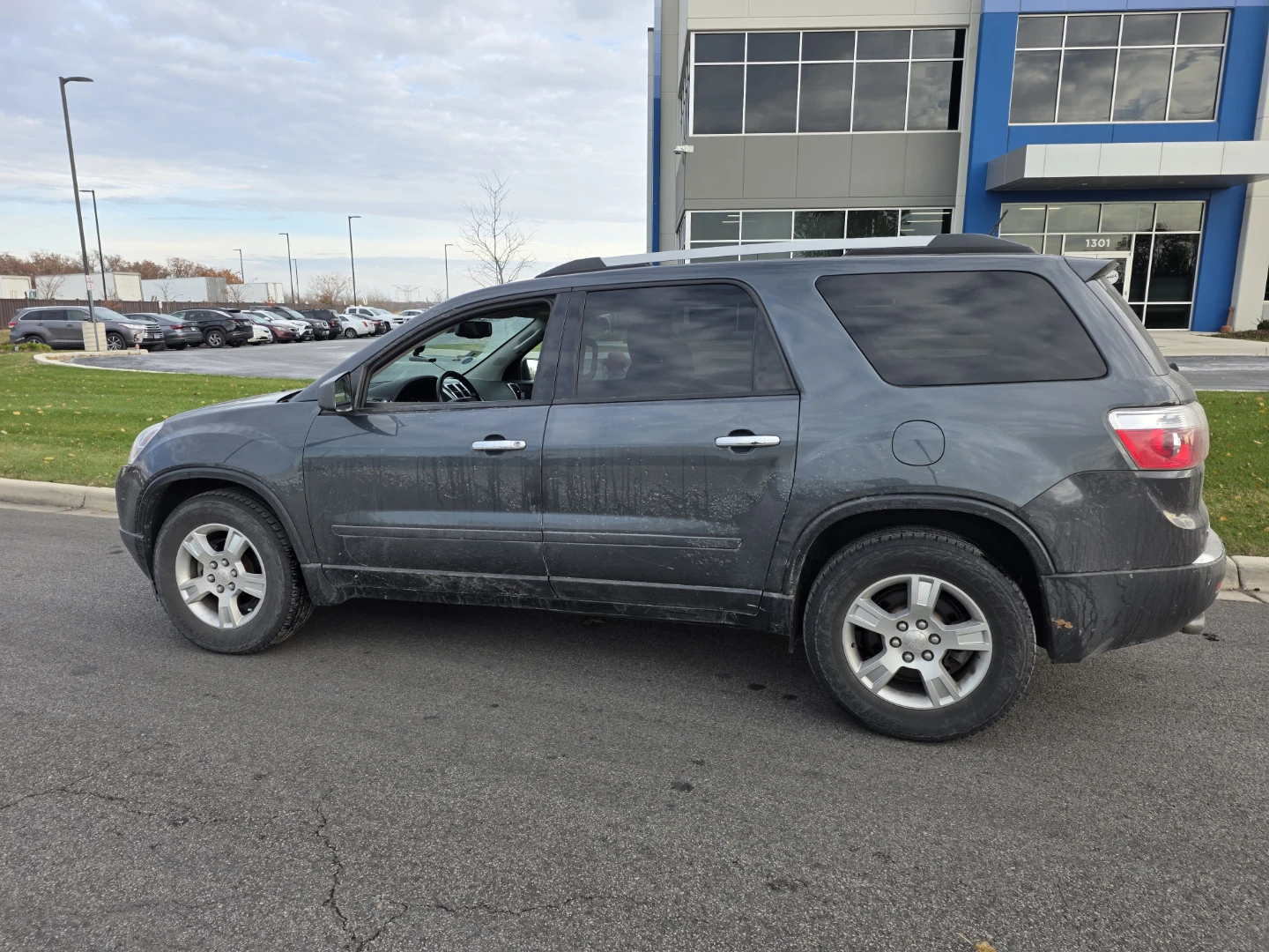 Gmc Acadia 2011 - photo 3