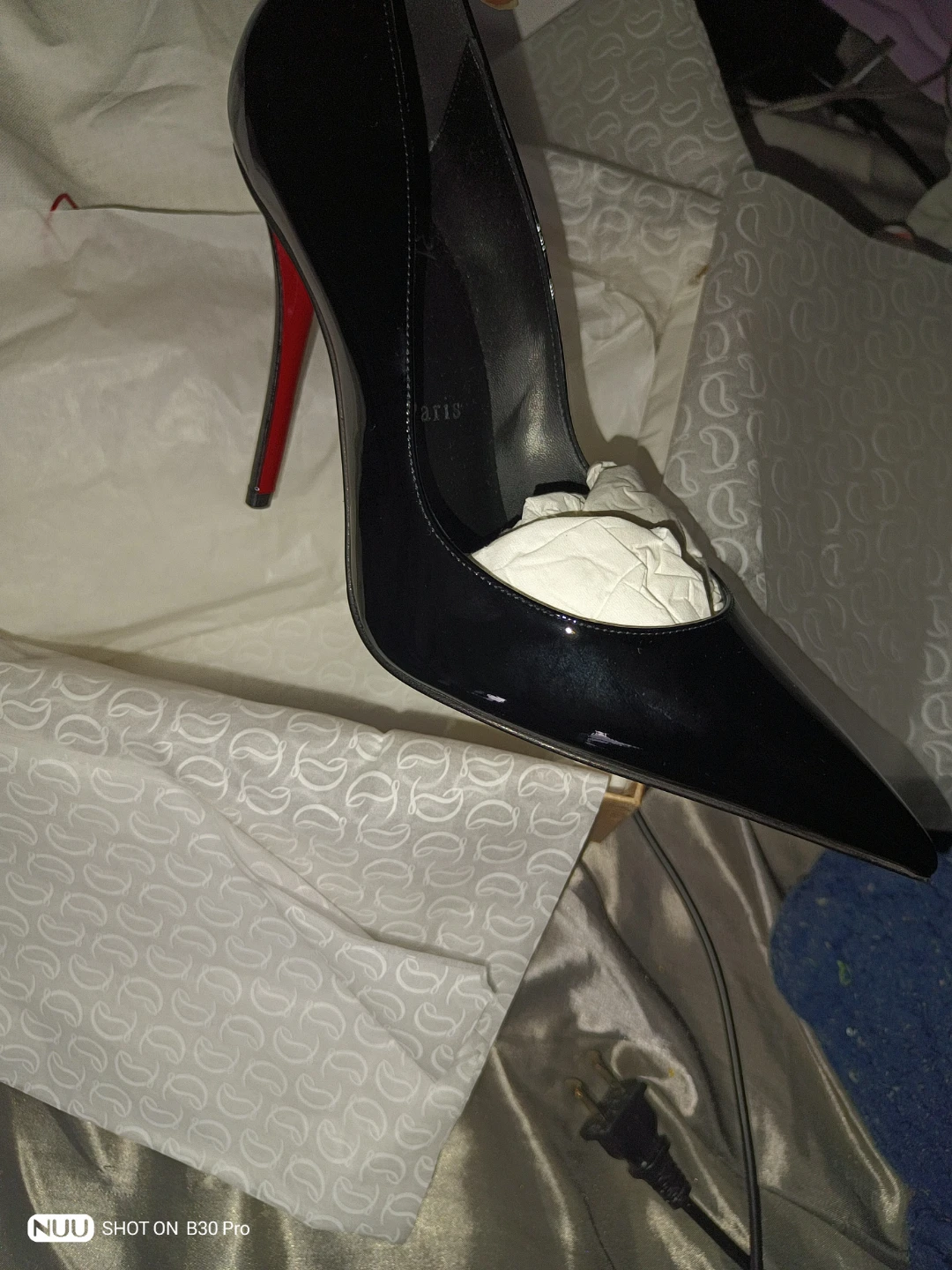 Christian Louboutin Black Patent Leather Heels - photo 5