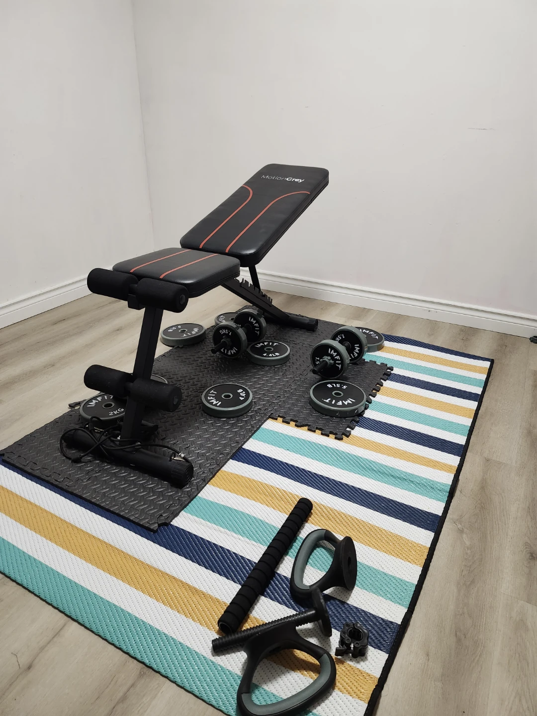 MotionGrey Adjustable Weight Bench with IMfit Dumbbells