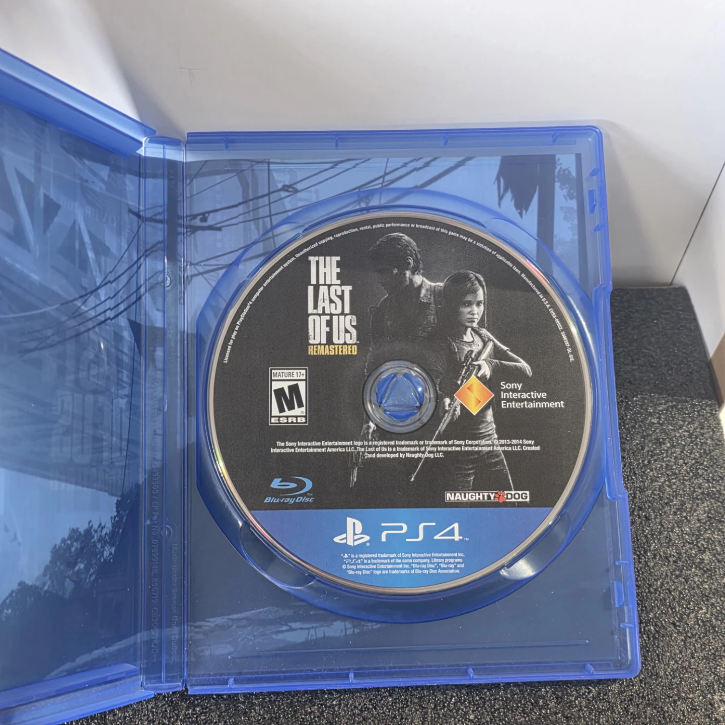 The Last of Us Remastered PS4 Game - photo 2