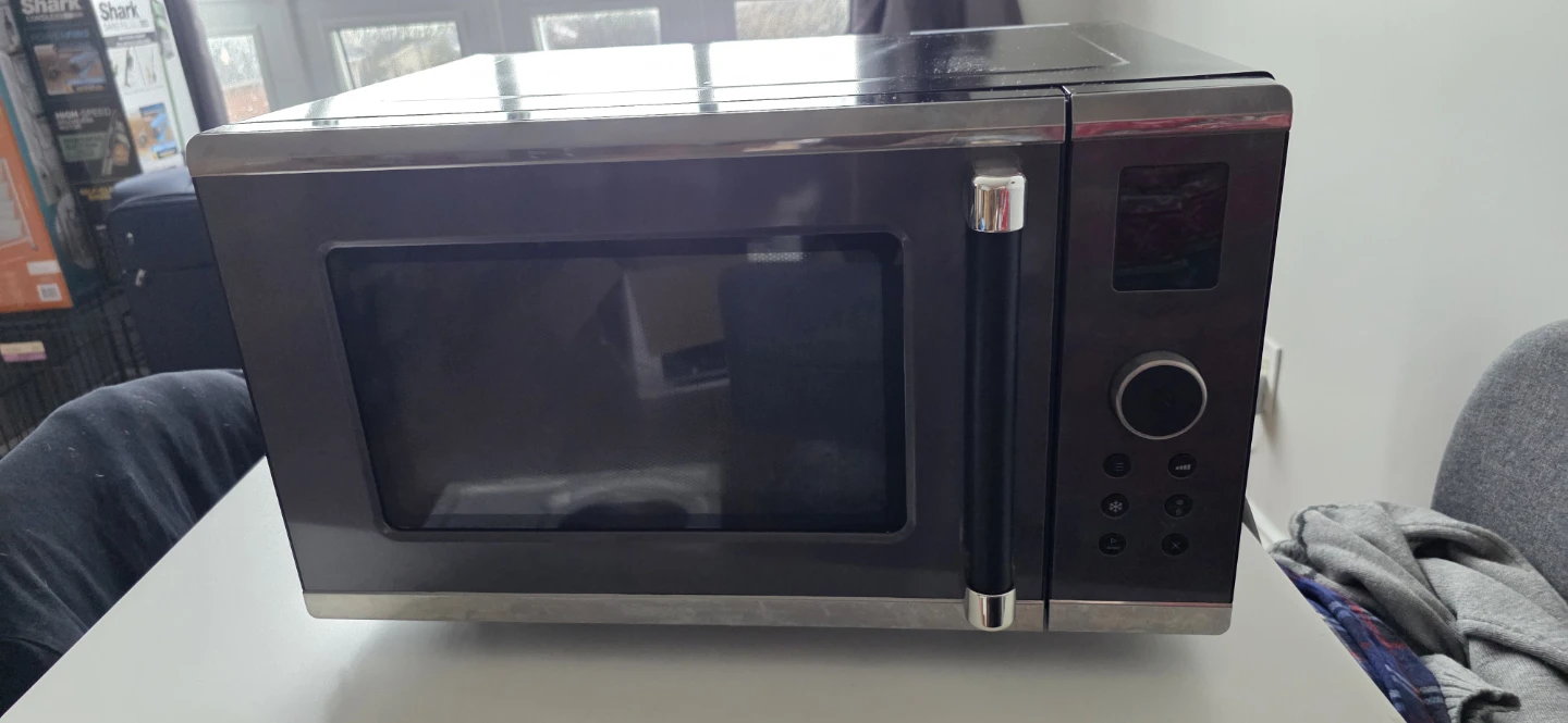 Paderno 1.6 cu. ft. Microwave Oven with Even-Heat Inverter