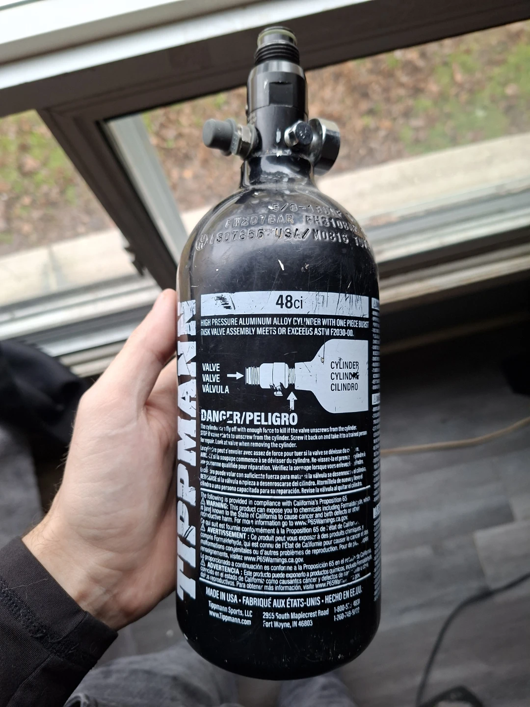 Paintball air tank and pods