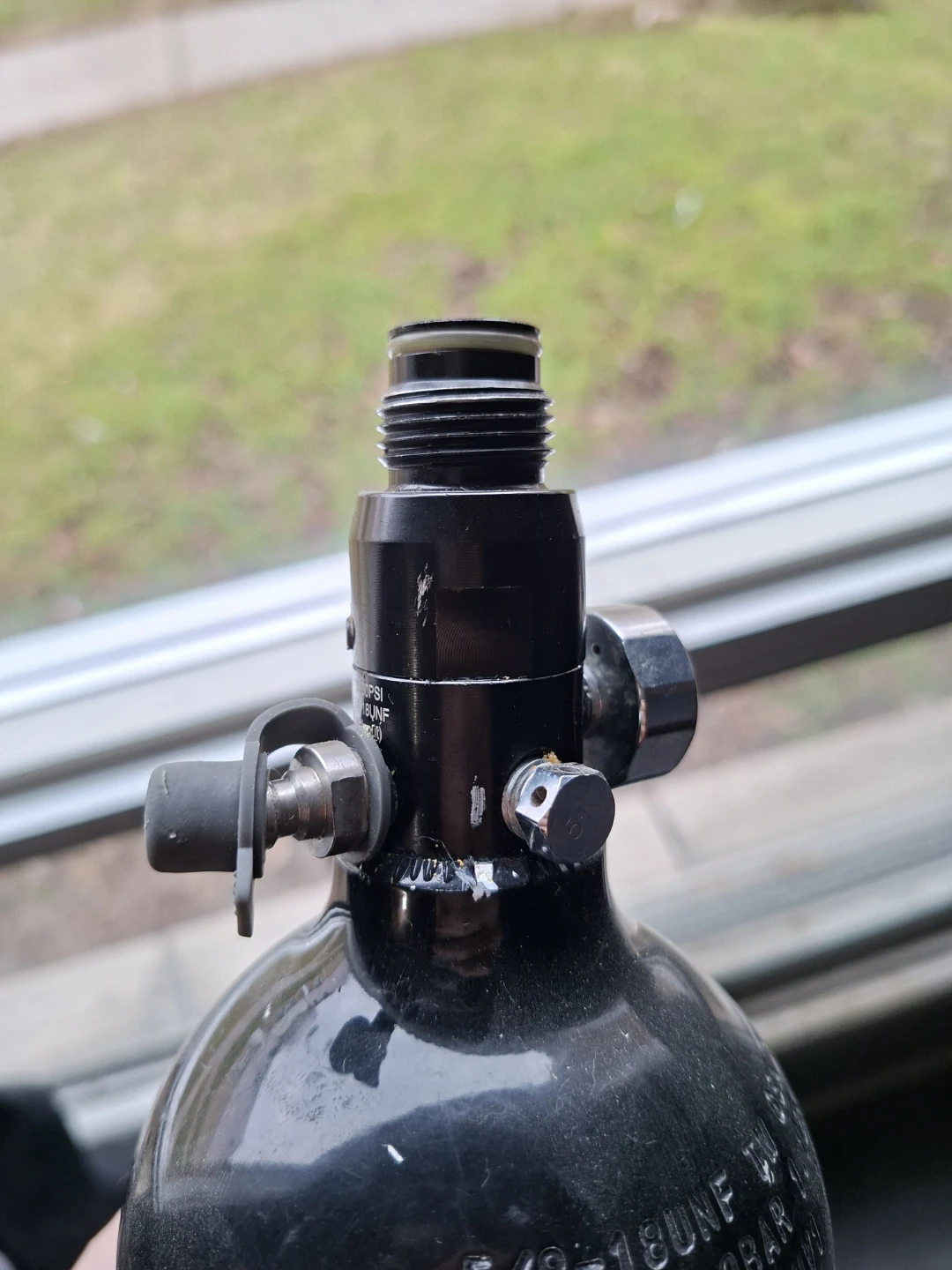 Paintball air tank and pods - photo 3