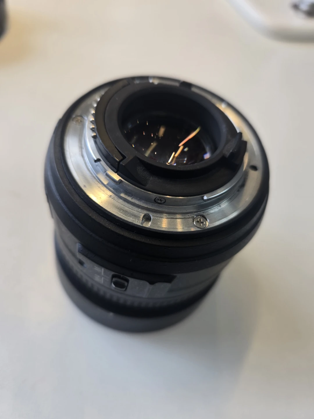 Nikon AF-S NIKKOR 35mm 1:1.8G Lens with HB-46 Hood - photo 4