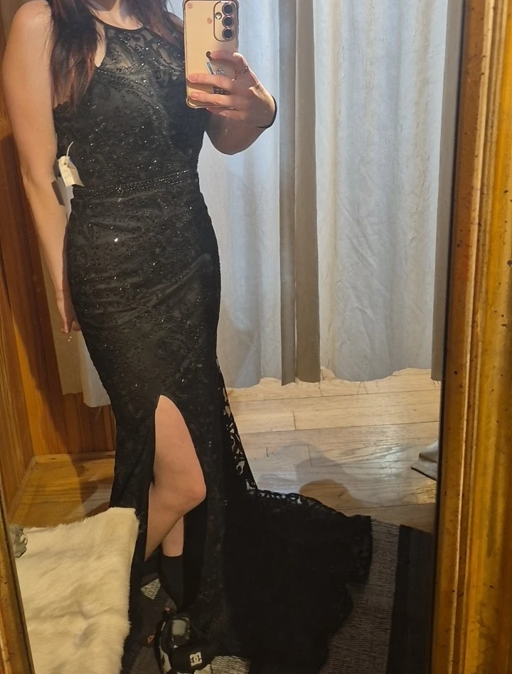 Madison James Black Embellished Lace Mermaid Gown - photo 2