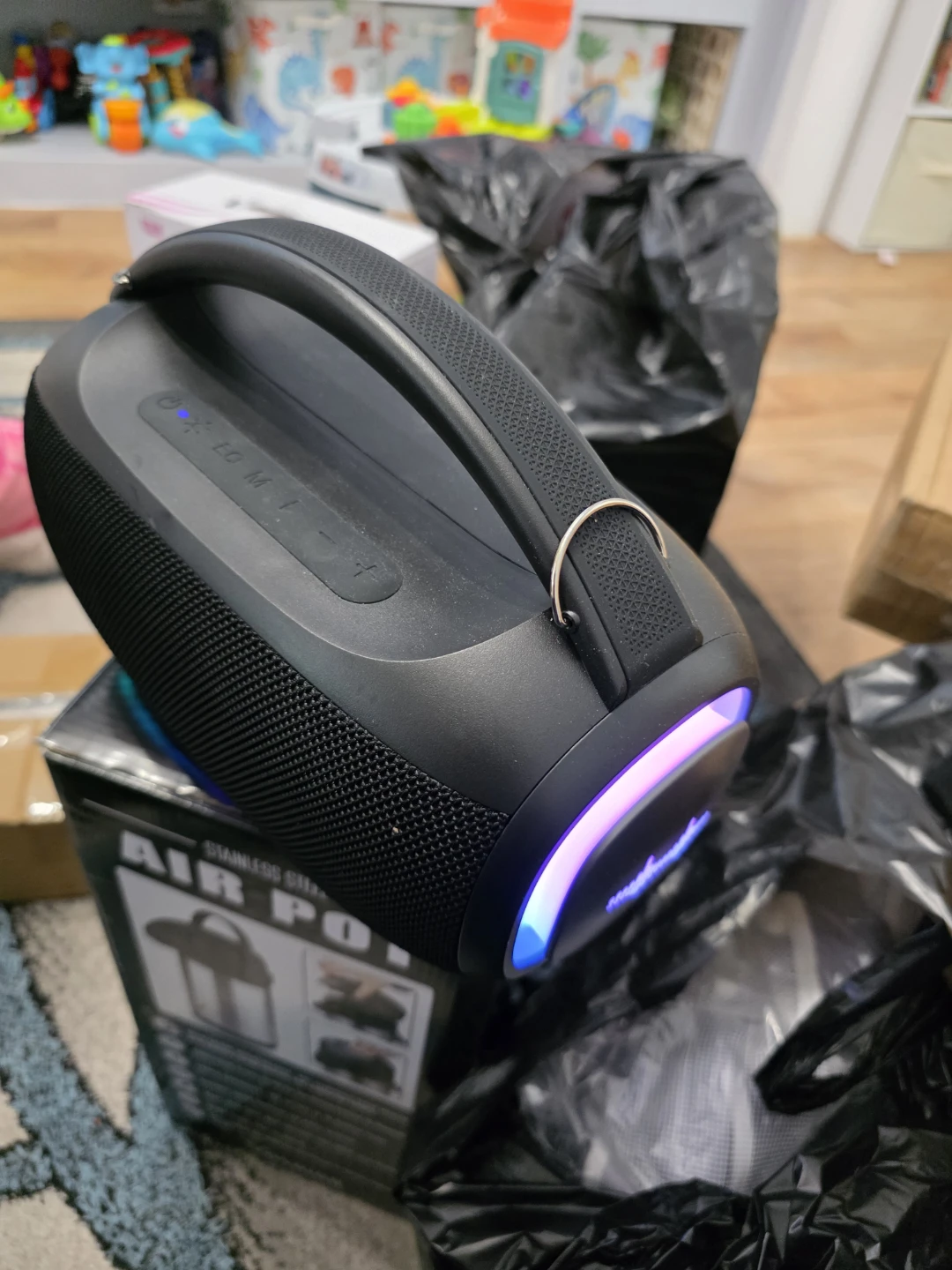 LSMOEO Portable Bluetooth Speaker