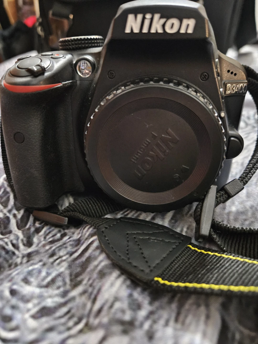 Nikon D3400 DSLR Camera with 70-300mm Lens and Bag