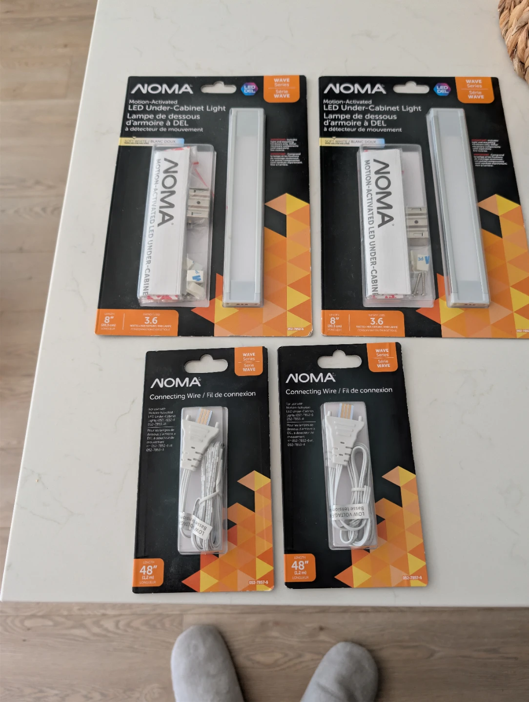 NOMA Motion-Activated LED Under-Cabinet Light - 8" - photo 5