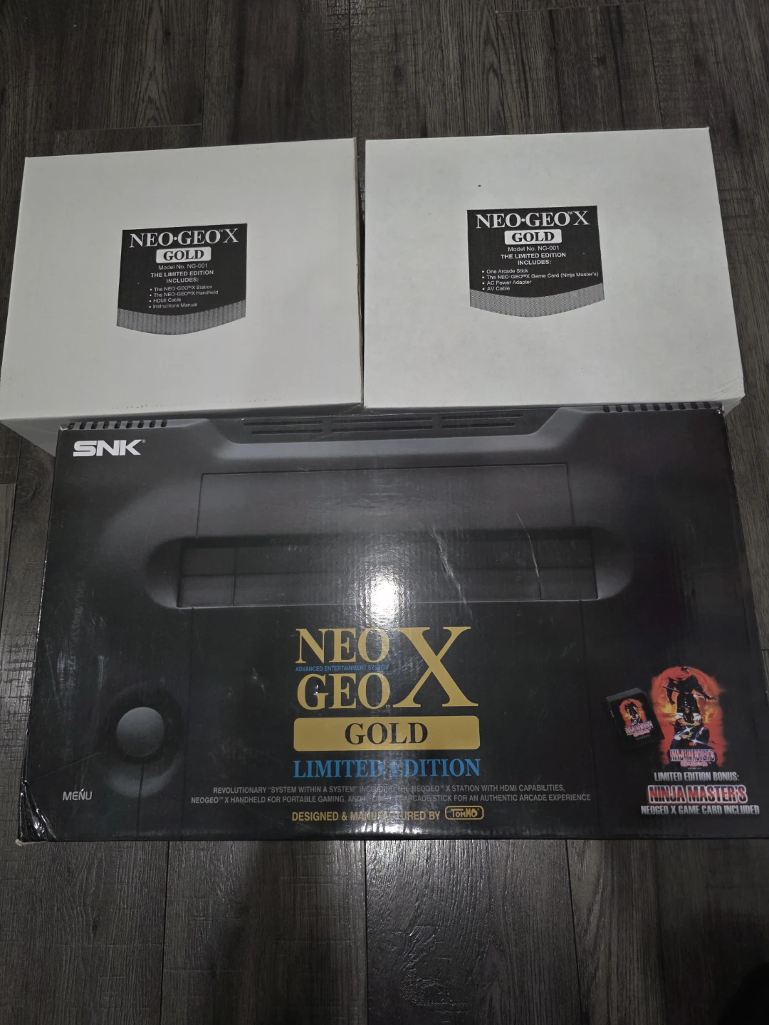 SNK Neo Geo X Gold Limited Edition
