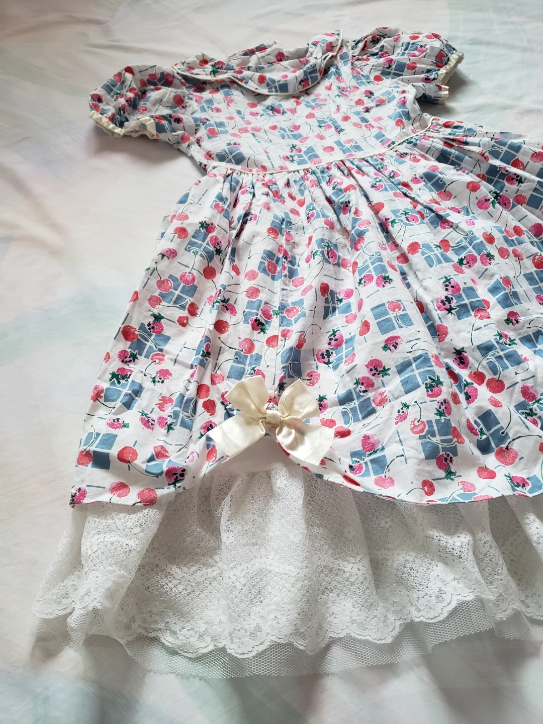 Vintage Cherry Print Girl's Dress - photo 2