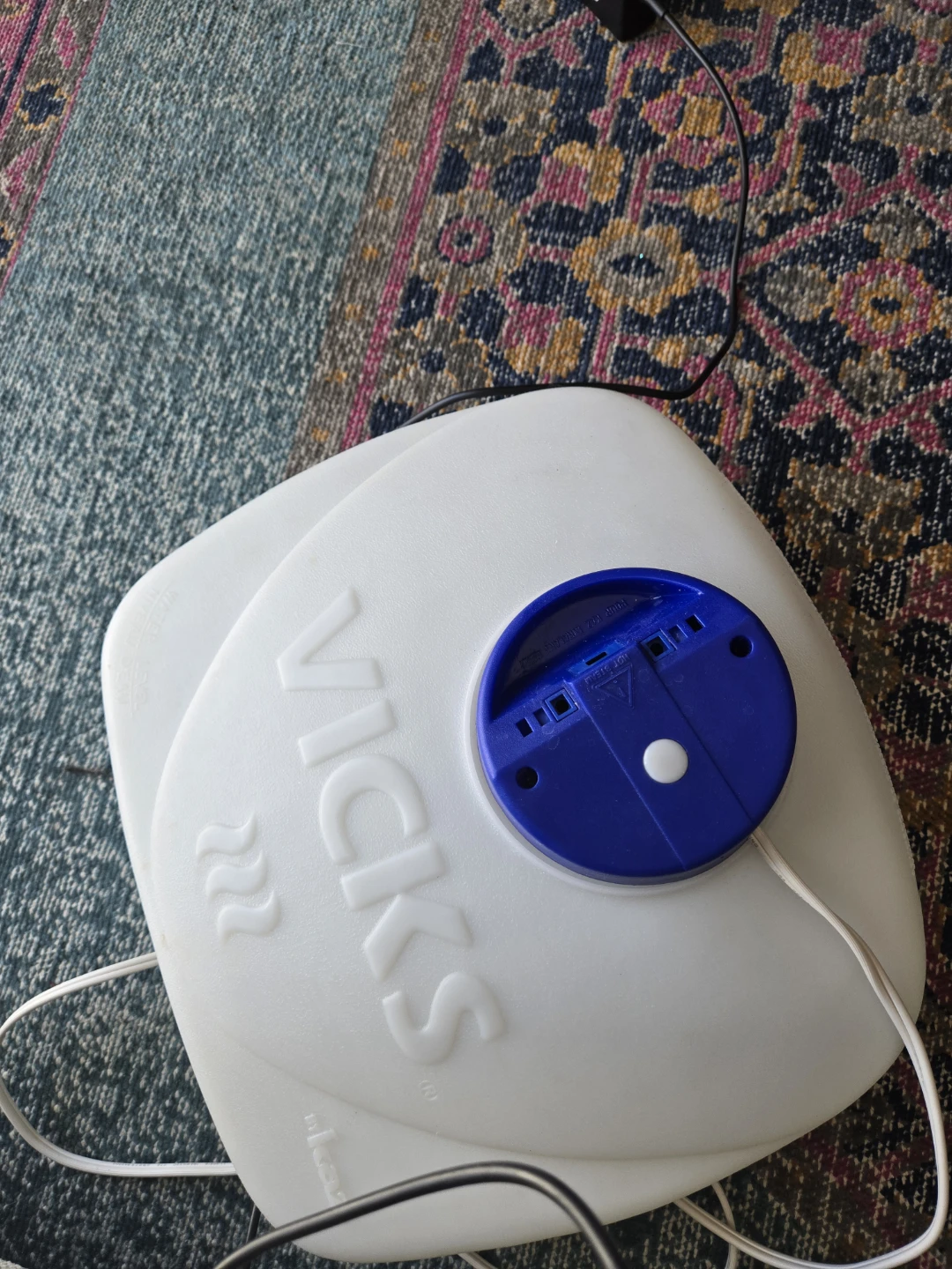 Vicks Humidifier - photo 2
