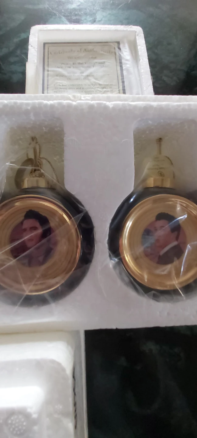 Elvis Presley Christmas Ornaments Set - photo 3