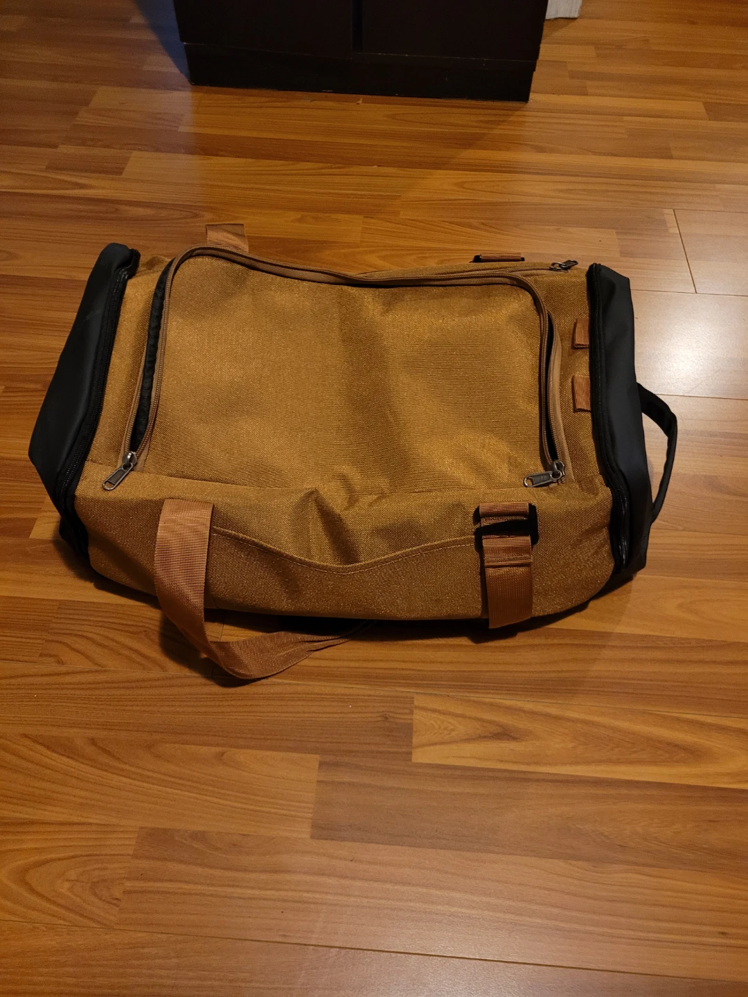 Laripuit Duffle Bag - Tan/Black - photo 3