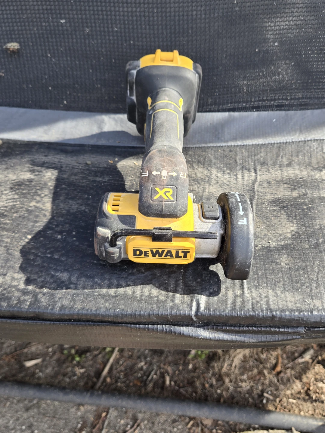 DEWALT Brushless Compact Cut-Off Tool