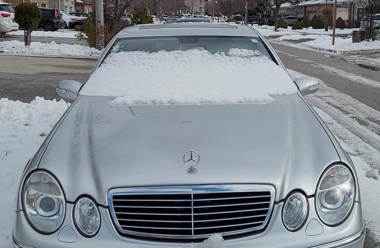 Silver Mercedes-Benz E-Class Sedan E3M 2005 - As Is