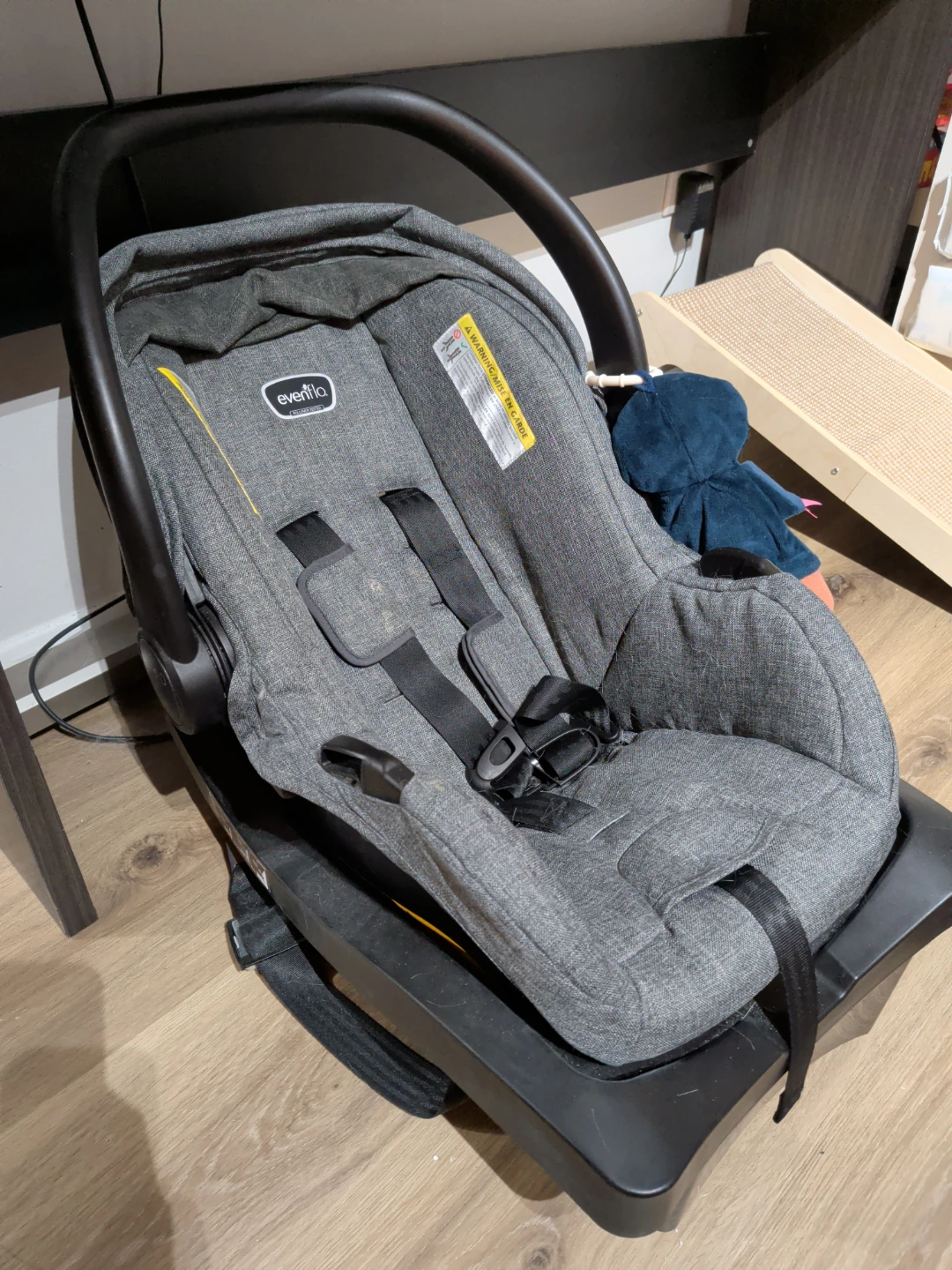 Evenflo Infant Car Seat