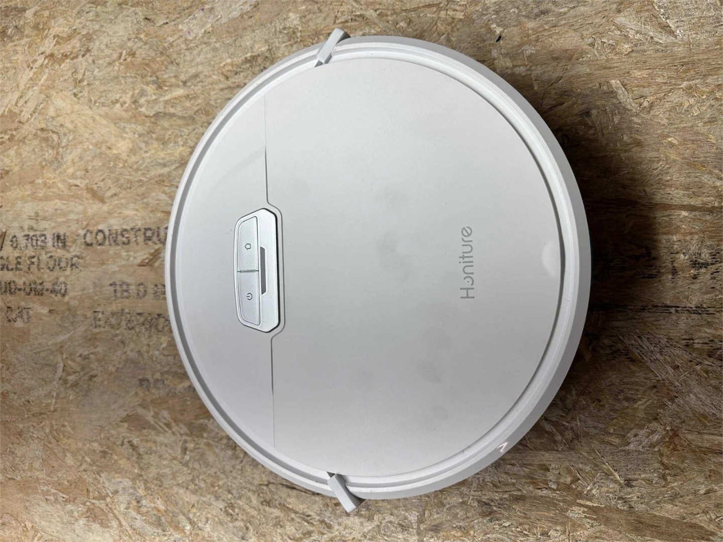 **NEW ** HONITURE ROBOT VACCUM CLEANER WHITE