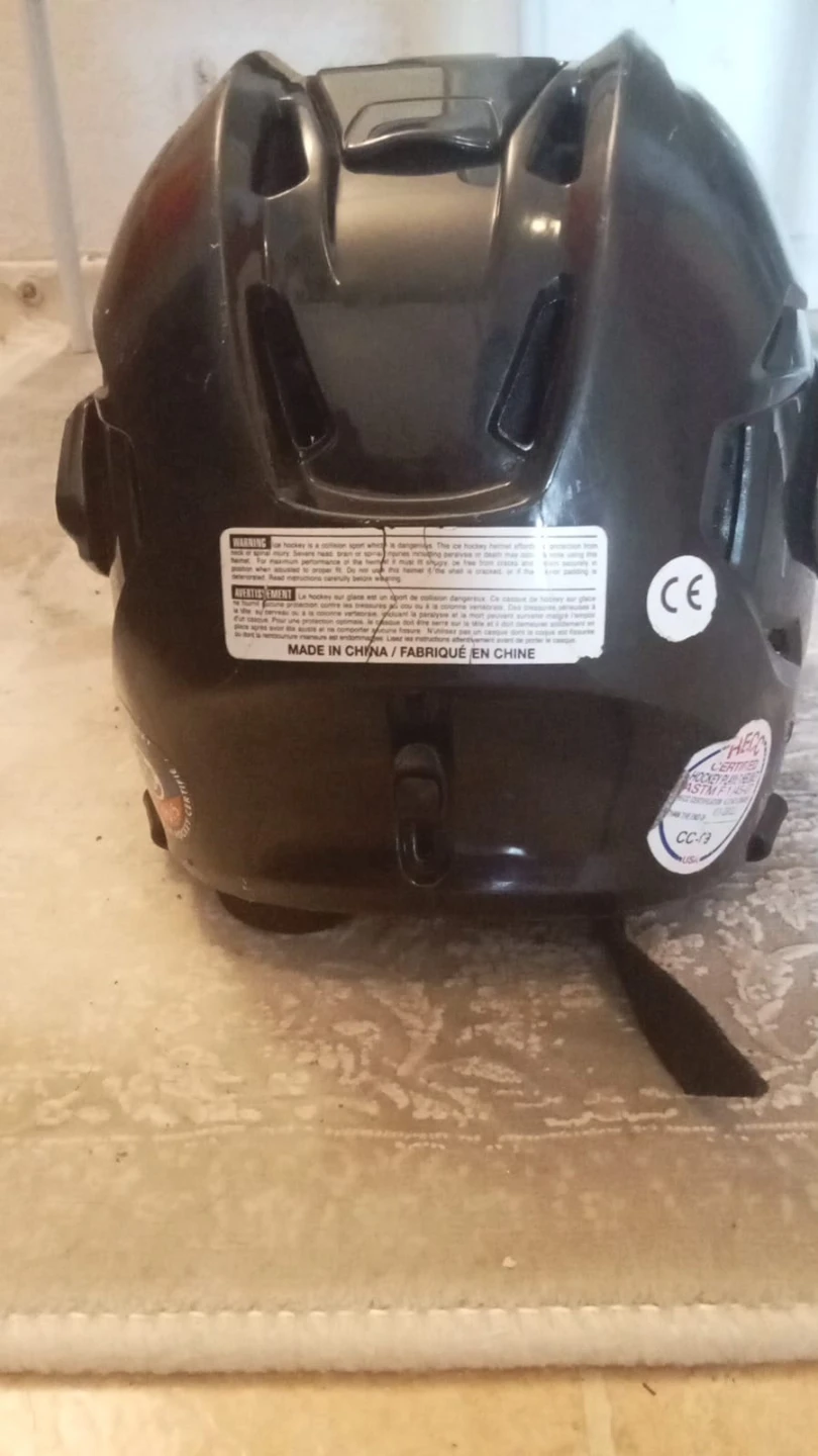 Bauer Hockey Helmet - photo 3