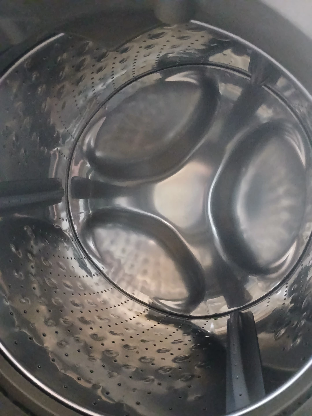 Whirlpool washer dryer set - photo 3