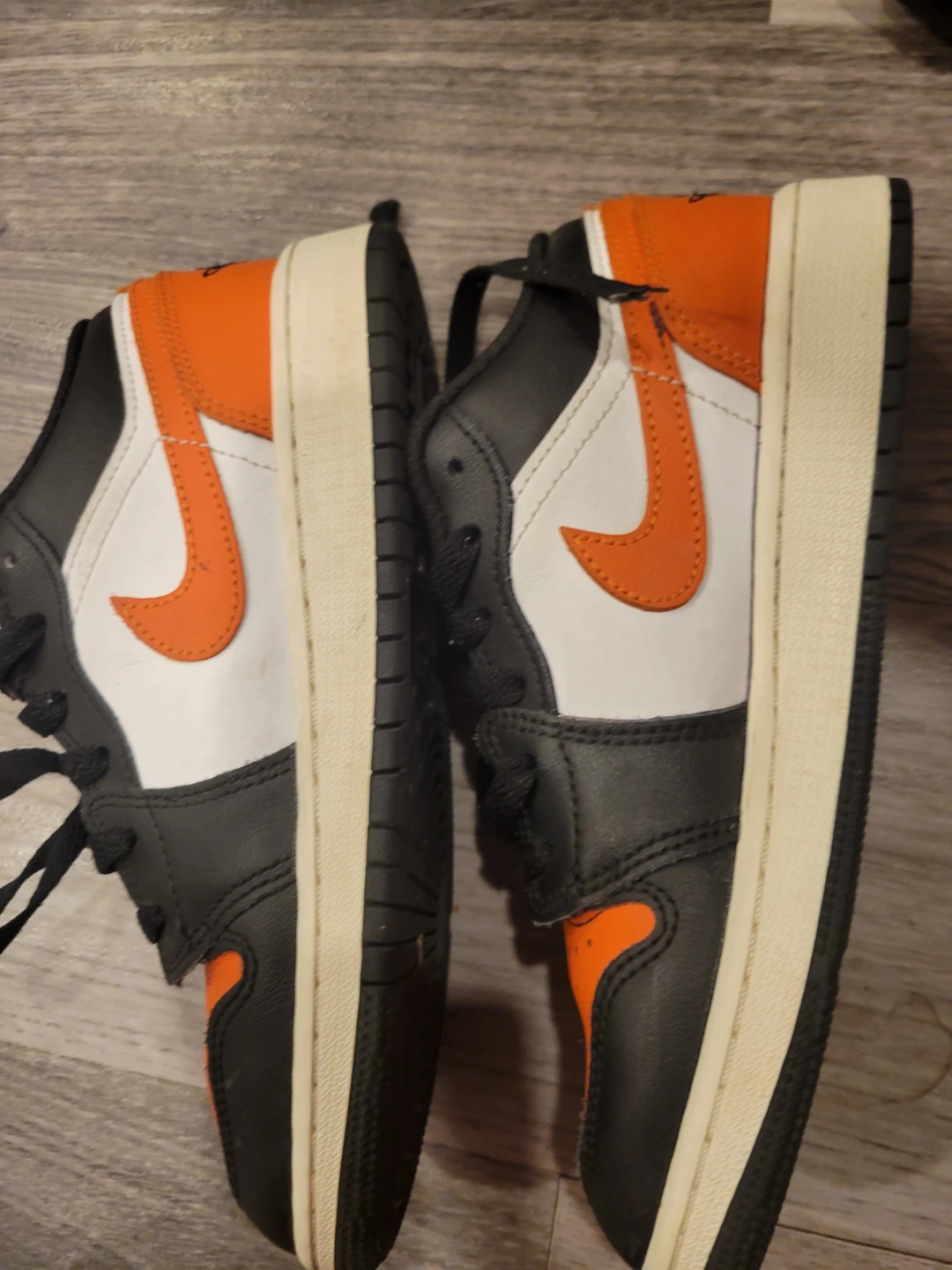 Air Jordan 1 Low SE Shoes