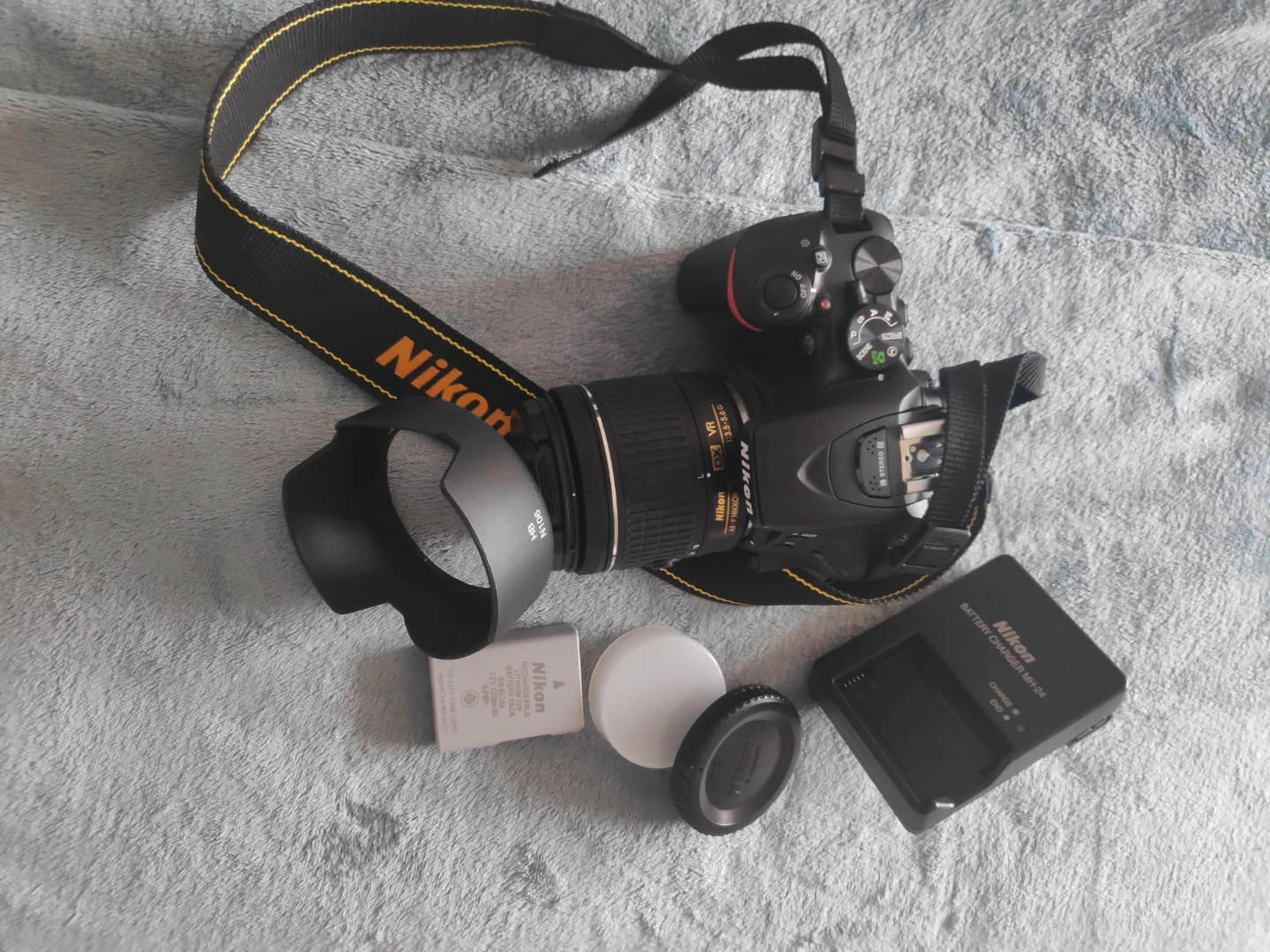 Nikon D5600 DSLR Camera with 18-55mm Lens - photo 5