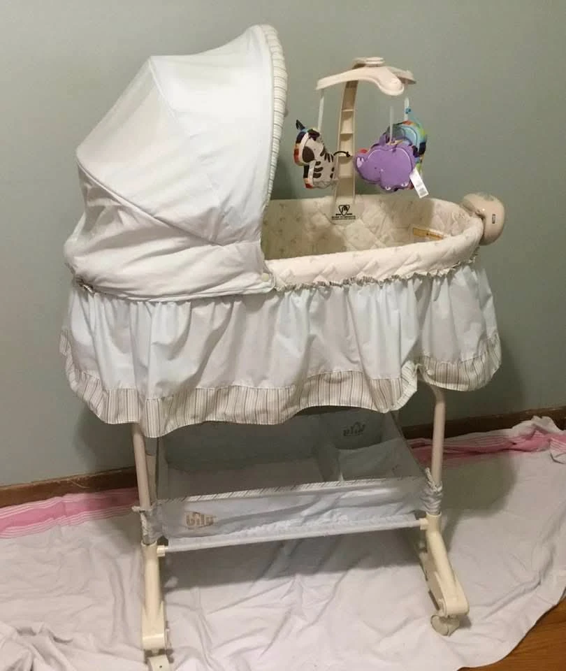 Bily 2-in-1 Bassinet