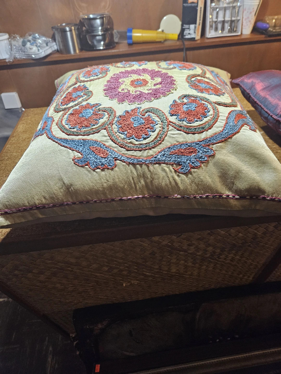 Throw Pillow with Reversible Sequins - photo 4