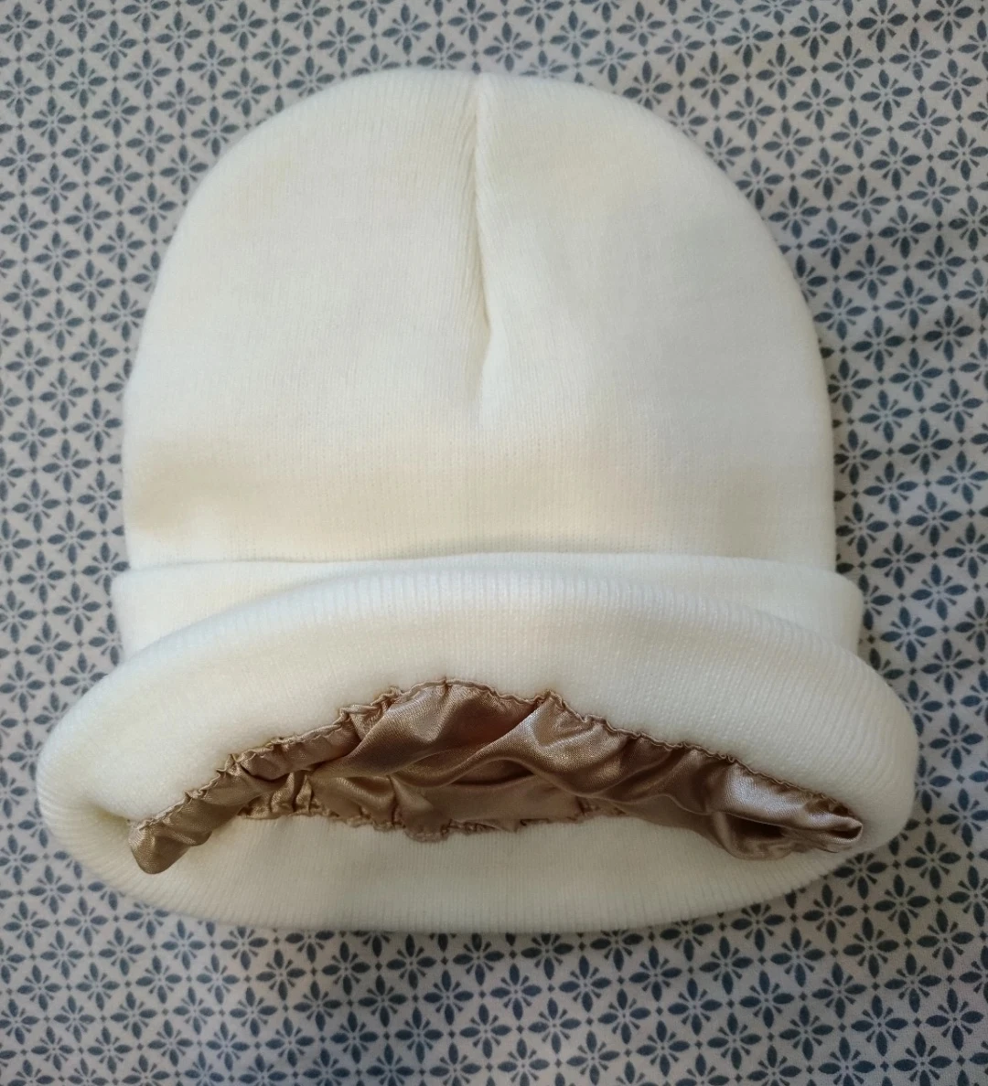 🧡 Cream Beanie Hat with Satin Lining - photo 2