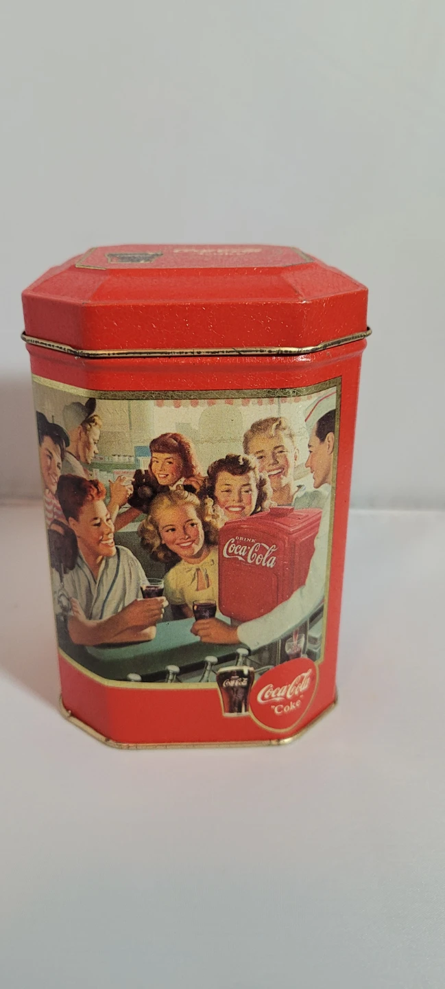 Coca-Cola Vintage Style Octagon Tin - photo 3