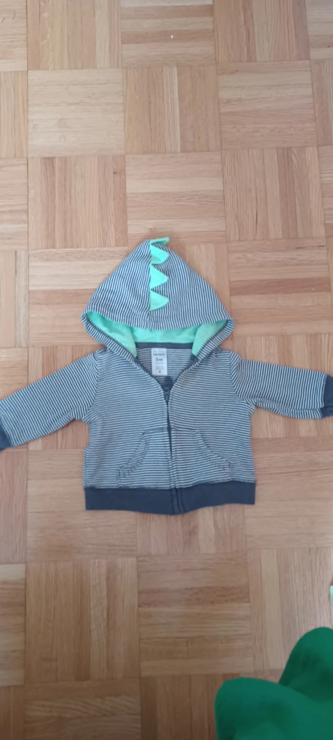 New 3 month & 3-6 month hoodie - photo 5