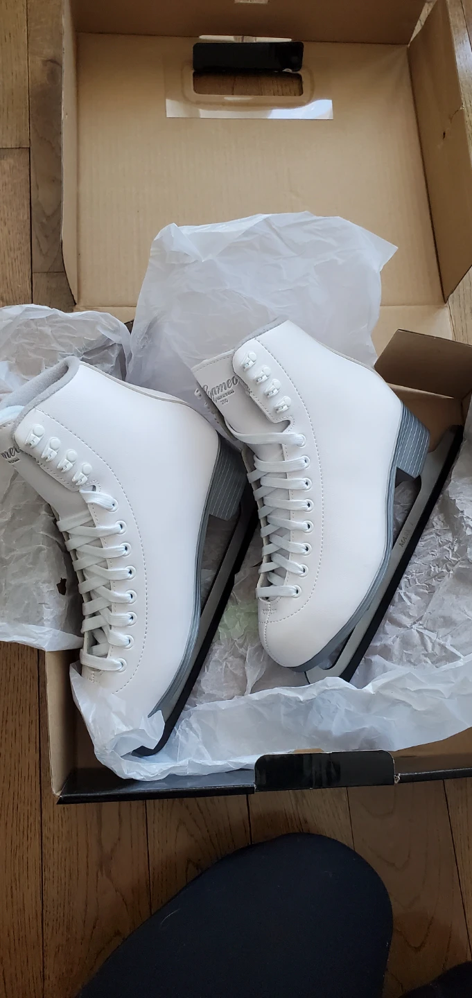 Cameo by Jackson Women's Figure Skates Sz 7 - photo 2