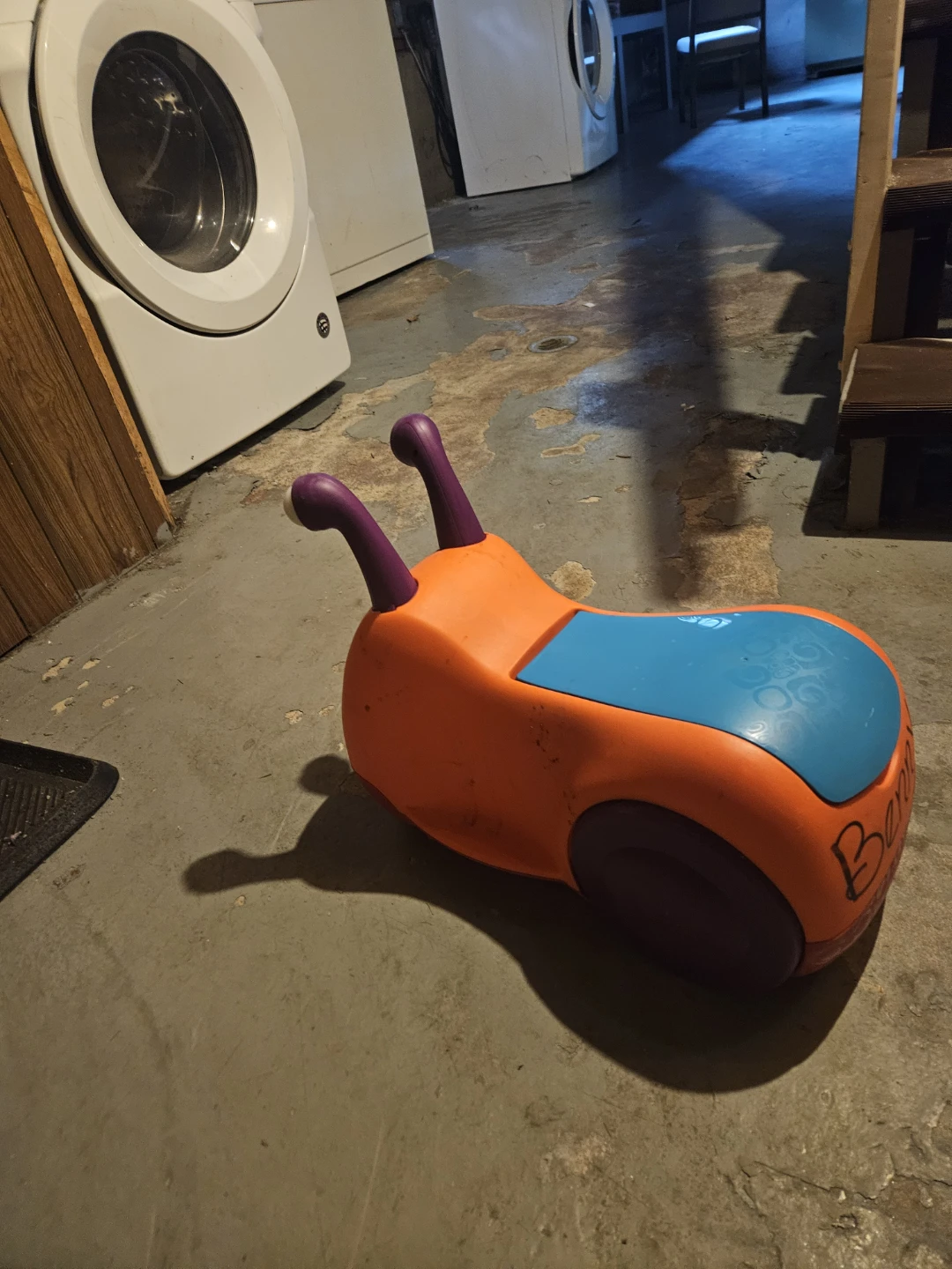 Orange Snail Ride-On Toy - photo 2