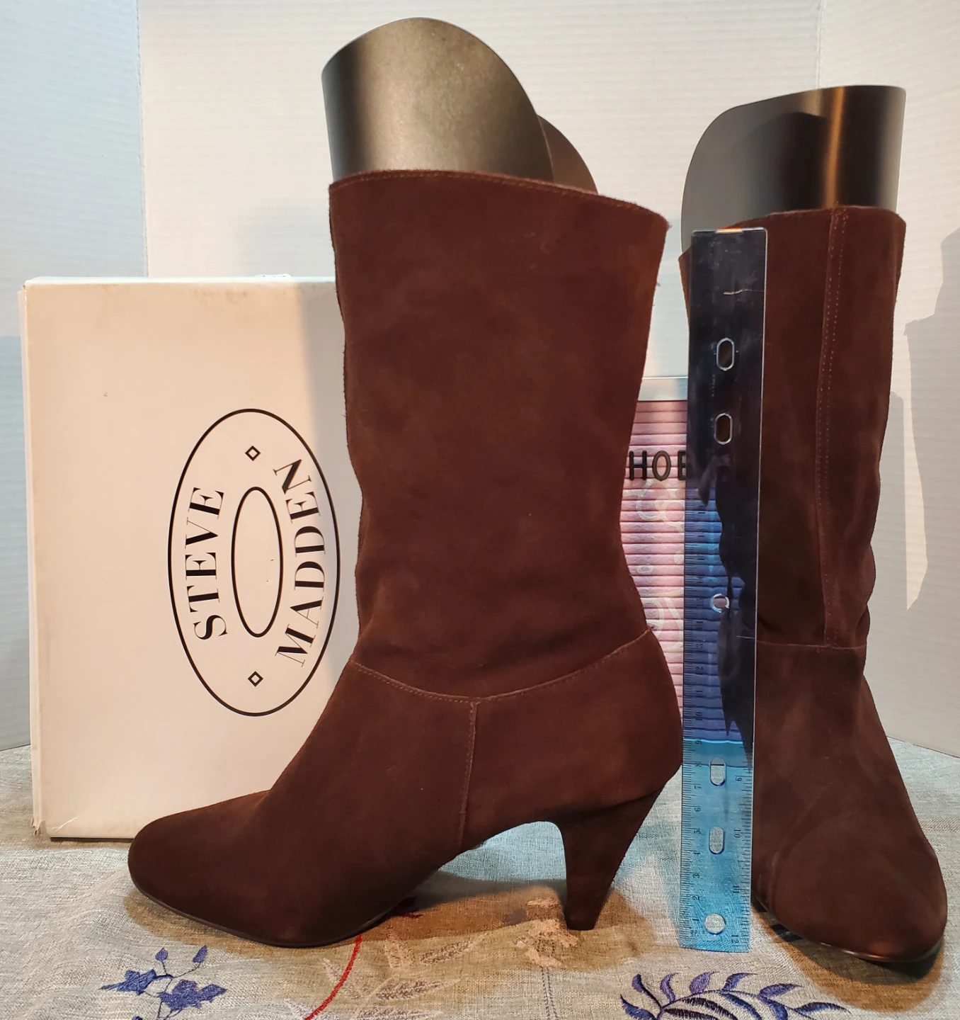 Steve Madden Women's Brown Suede Boots Size 10 - photo 2