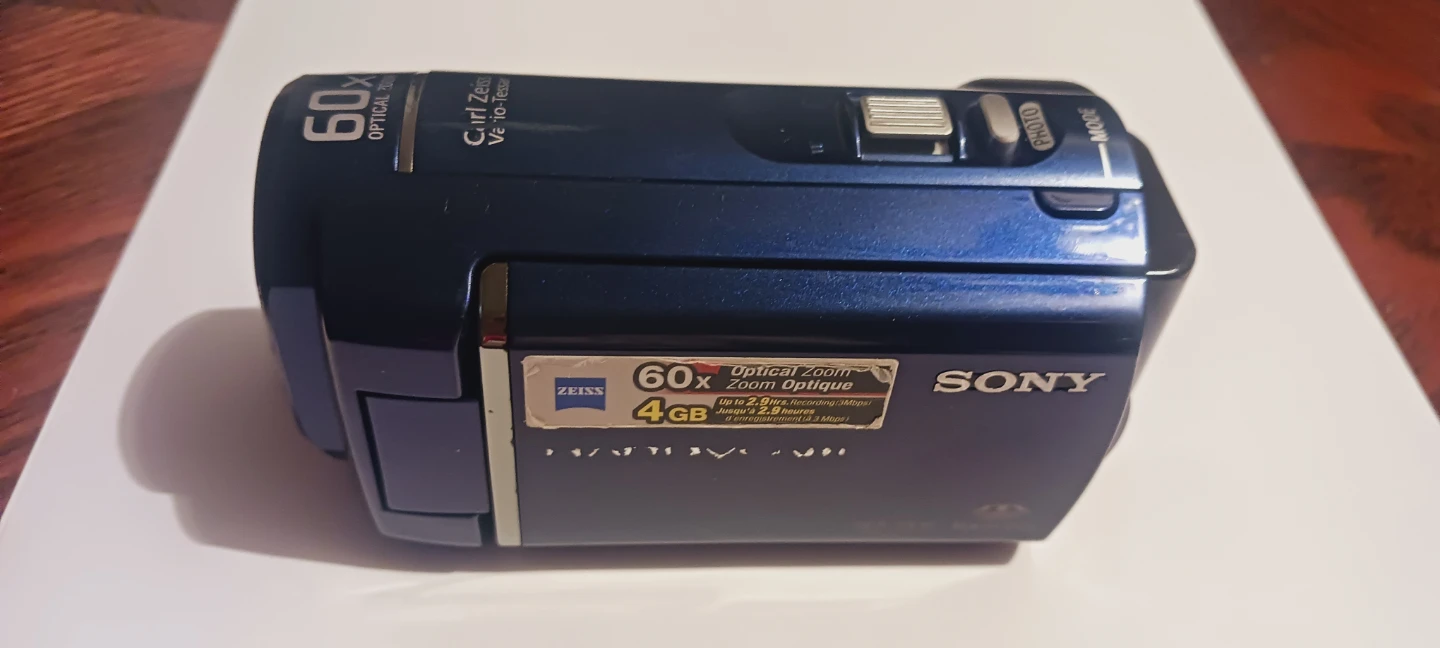 Sony DCR-SX30 Handycam Digital Camcorder
