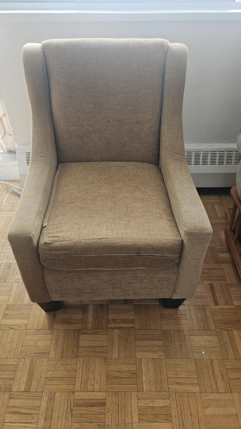 Wingback Armchair - photo 2