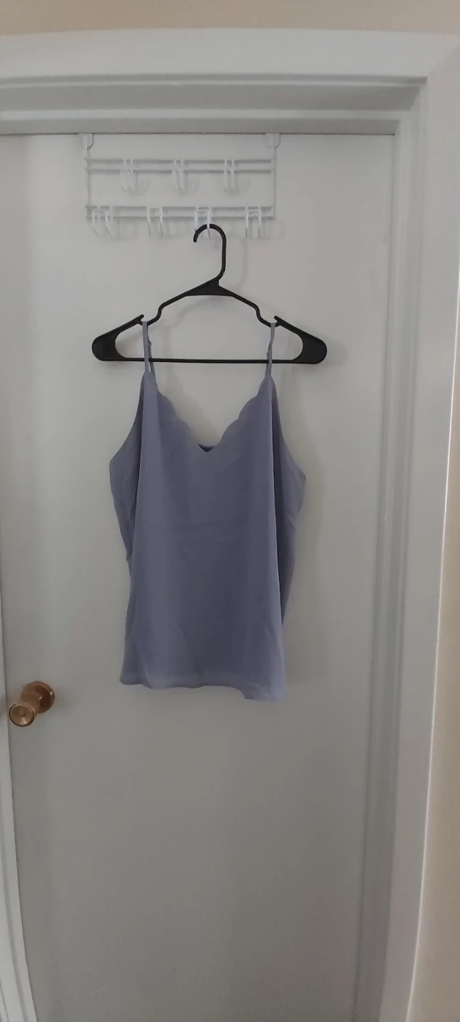 Womens tops size medium - photo 4
