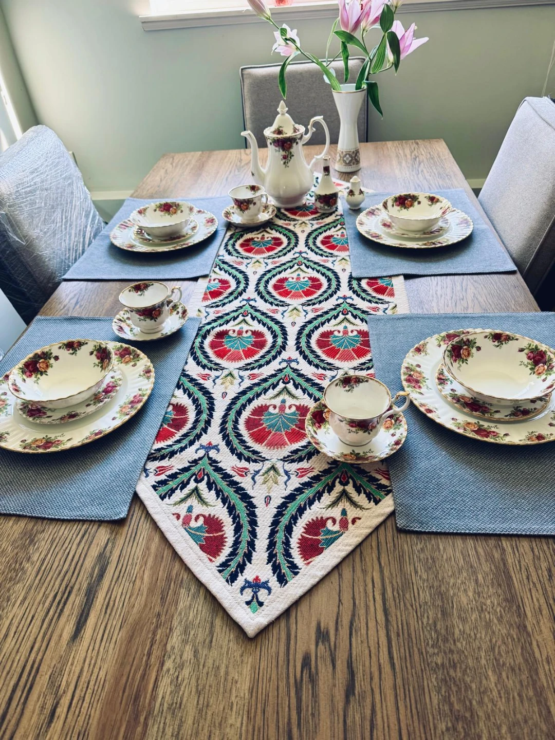 Royal Albert Old Country Roses Bone China Tea Set
