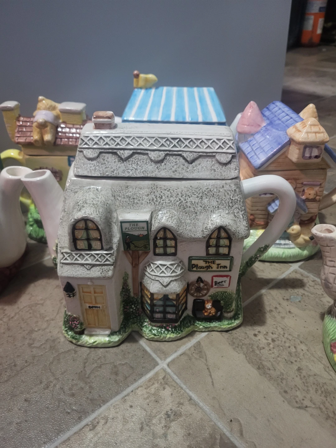 Collection of Novelty Teapots - photo 5