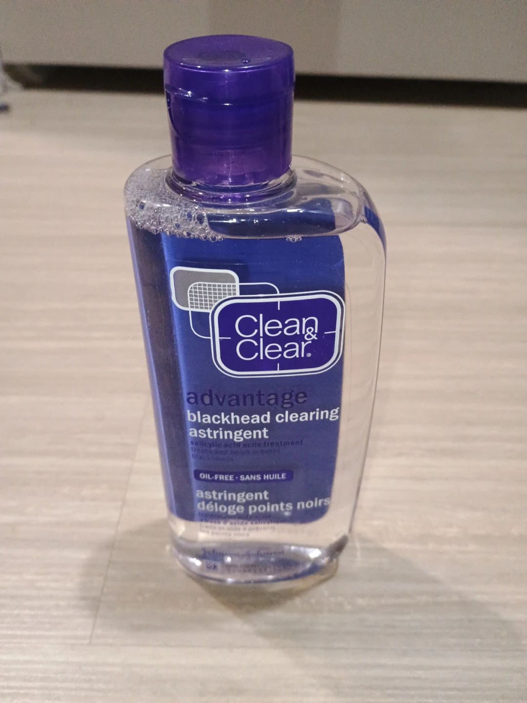 Clean & Clear Advantage Blackhead Clearing Astringent 235 mL
