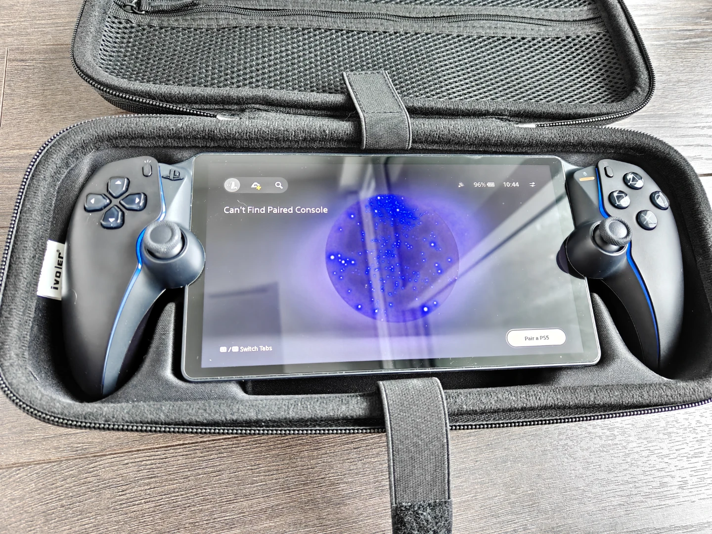 Sony PlayStation Portal Remote Player + Carrying case - photo 2