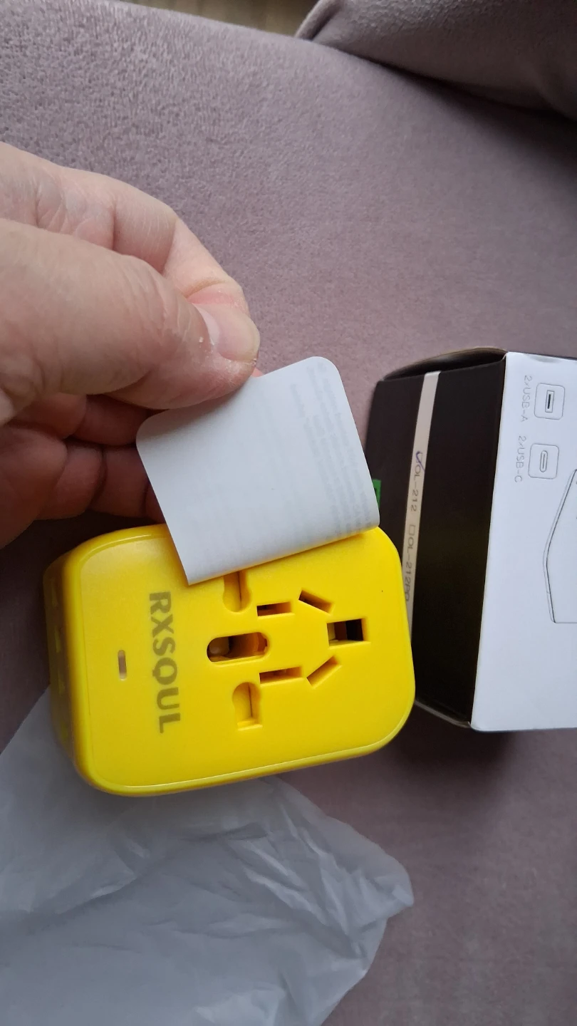New Universal Travel Adaptor 5 in 1 Traveller Adaptor - photo 4