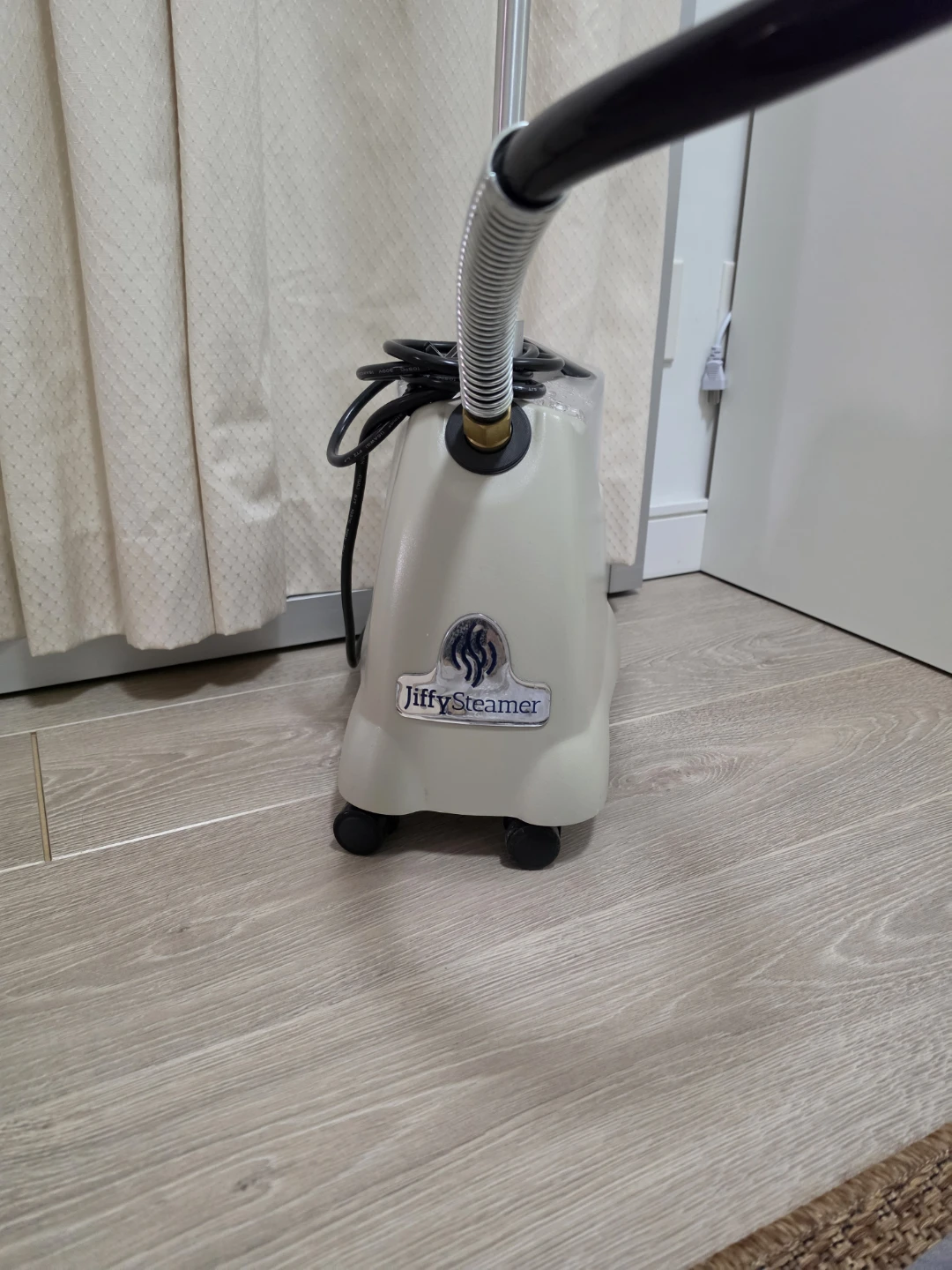 Jiffy Professional Steamer Clothes Steamer - photo 2