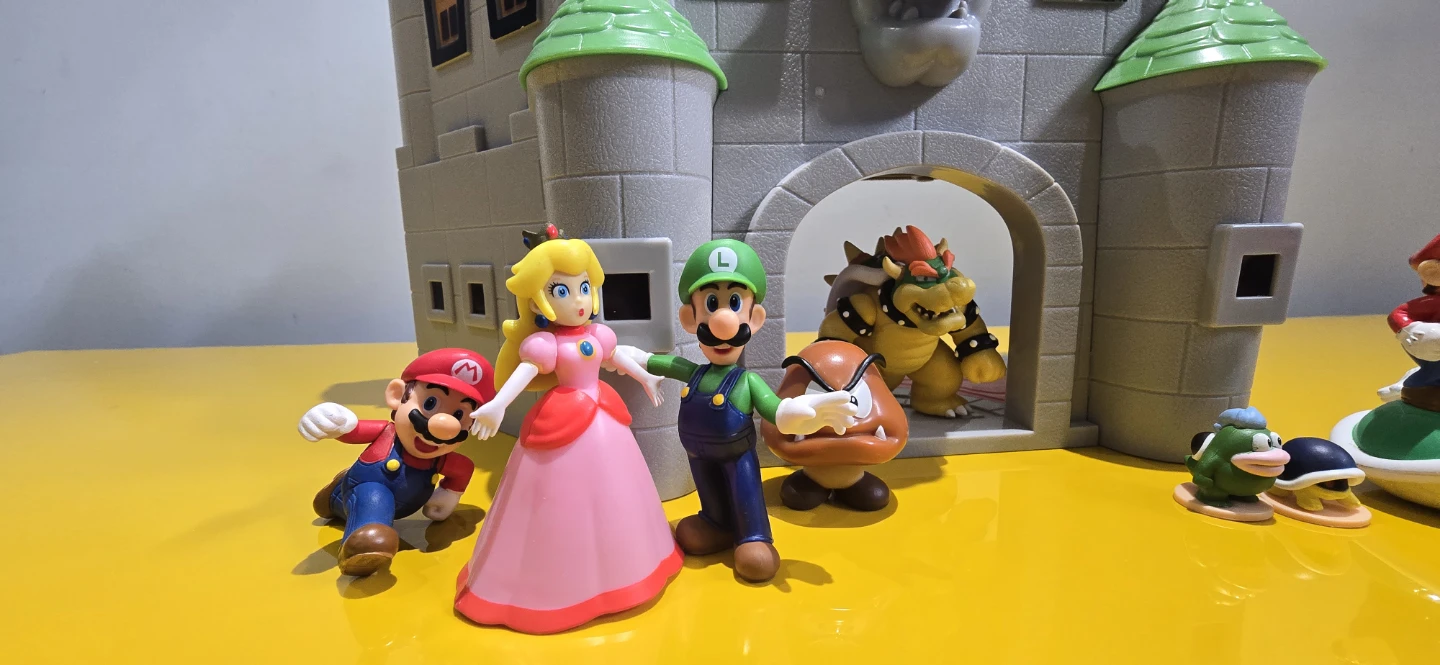 Nintendo Jakks Pacific Bowser Castle Deluxe Playset - photo 2