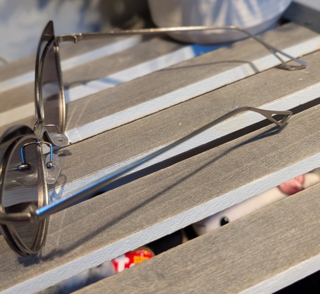 Cat-eye Mirrored Sunglasses - photo 3